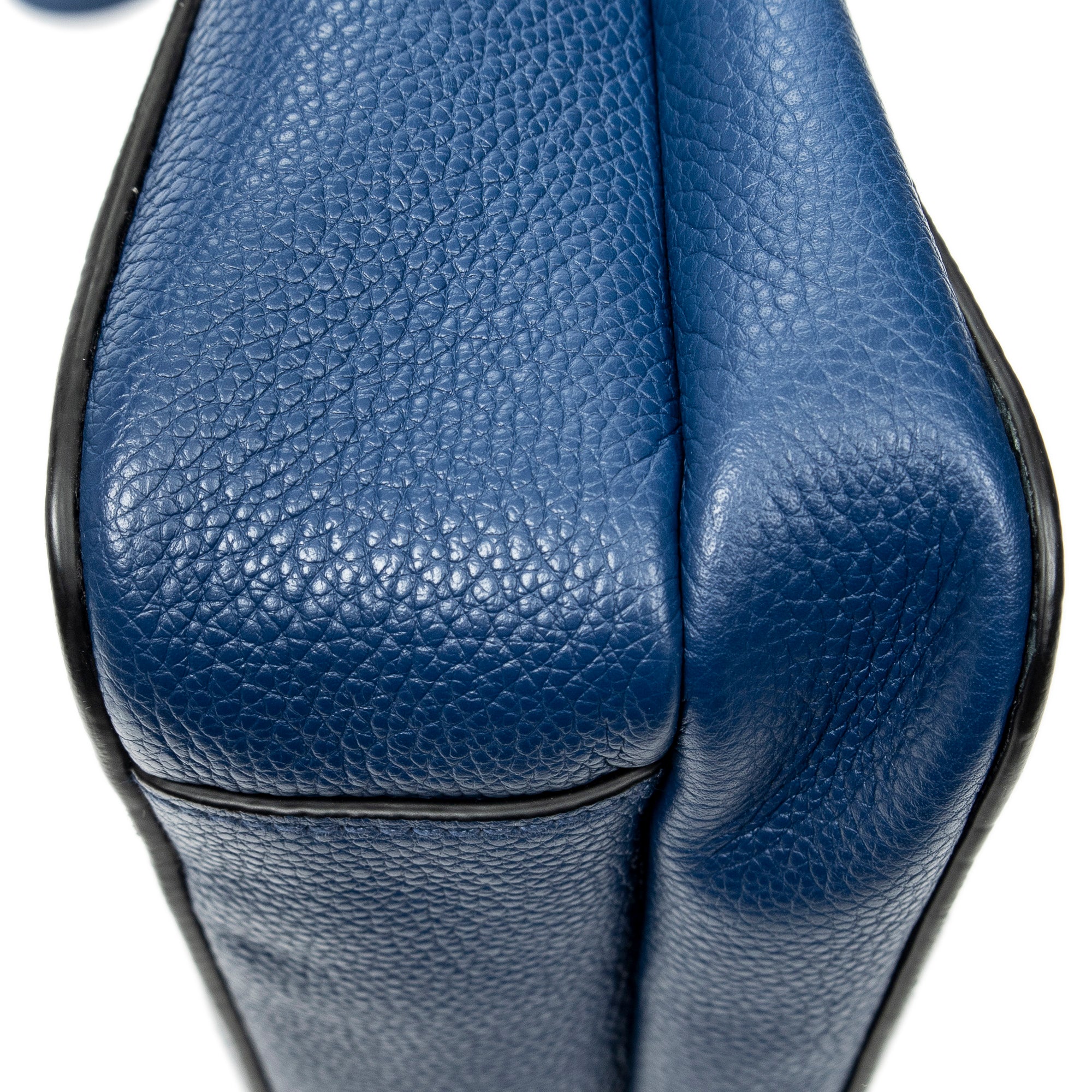 Shoulder Bag Square Slip Pocket Messenger Blue Vitello Phenix Leather