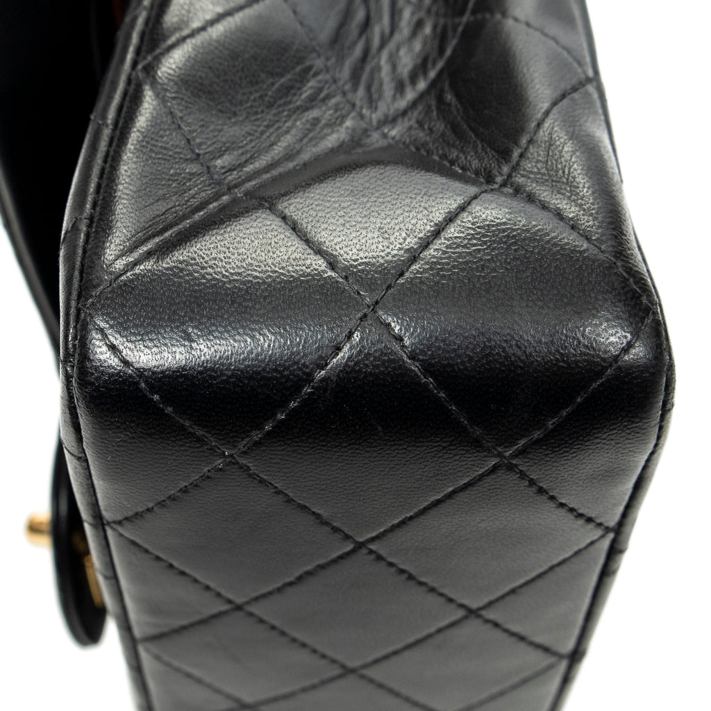 Shoulder Bag Classic Double Flap 26 Black Quilted Lambskin Leather