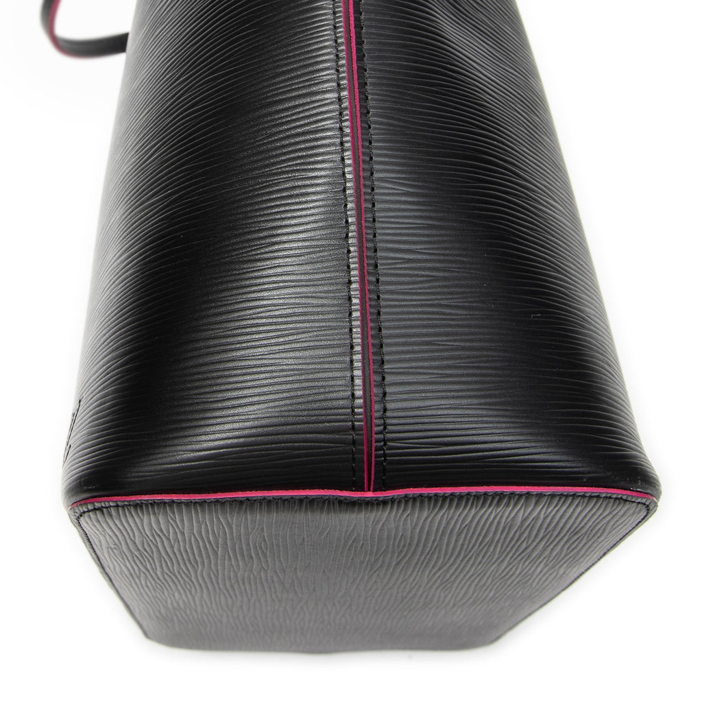 Shoulder Bag Neverfull MM Black Epi