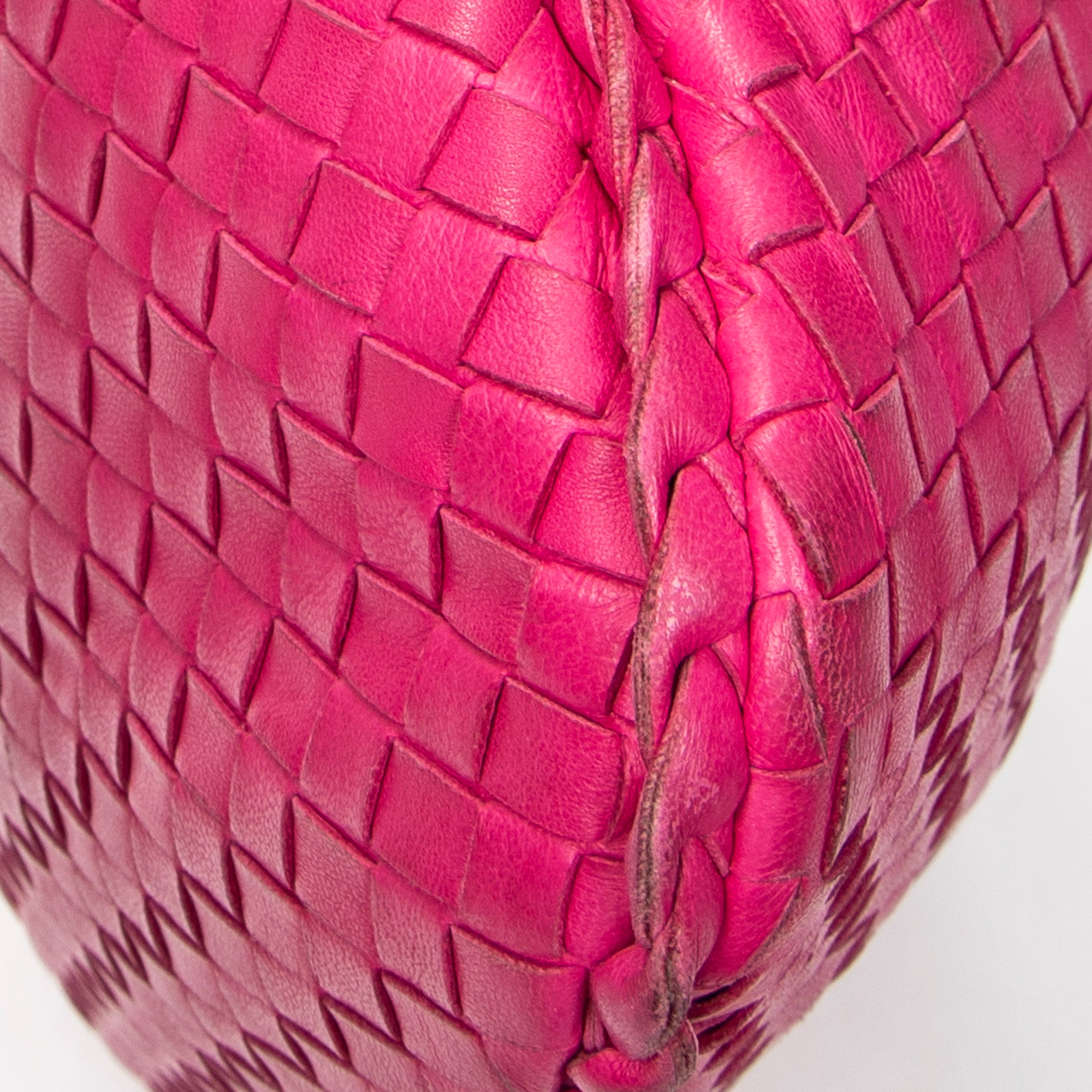 Shoulder Bag Veneta Hobo Fuchsia Pink Intrecciato Leather