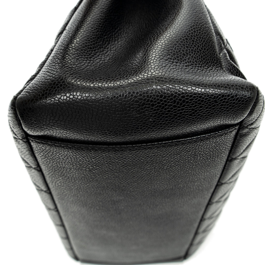 Shoulder Bag Grand Shopping Tote Black Quilted Caviar Leather