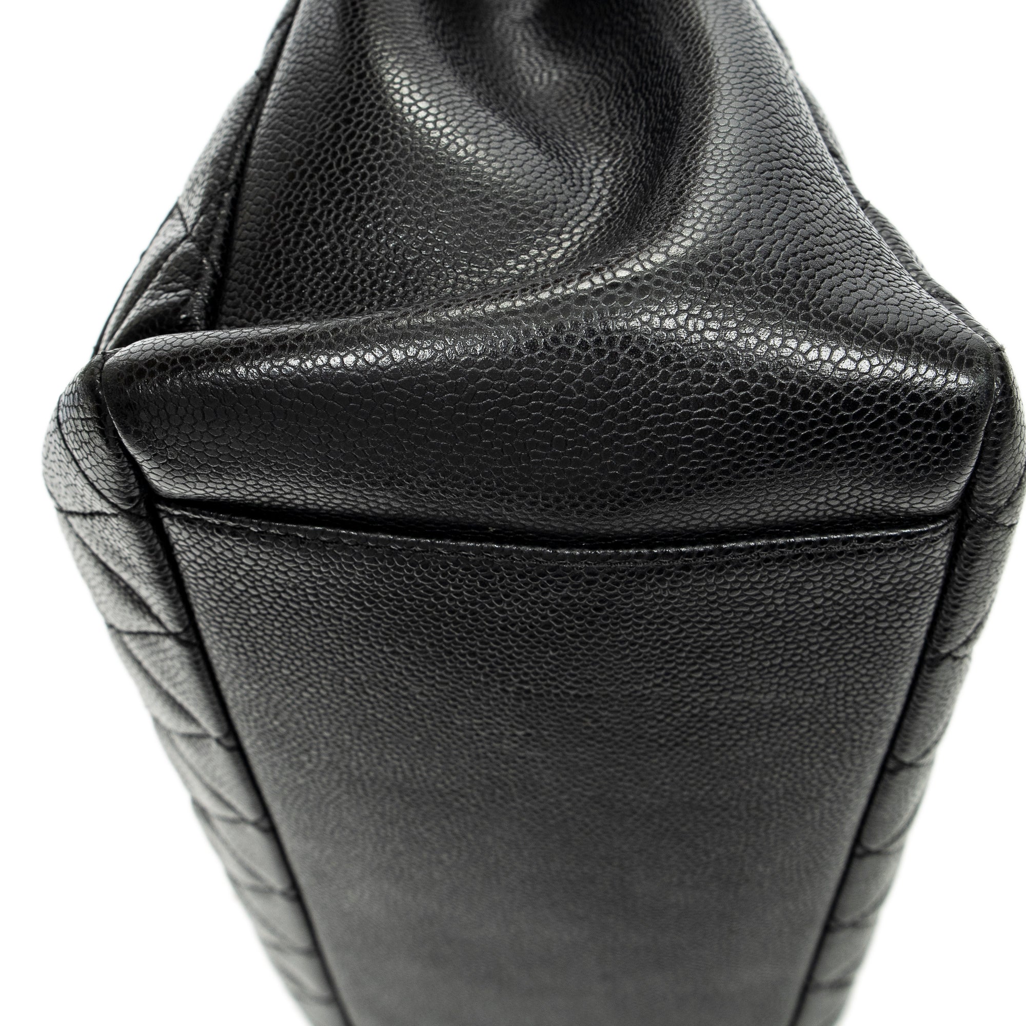 Shoulder Bag Grand Shopping Tote Black Quilted Caviar Leather