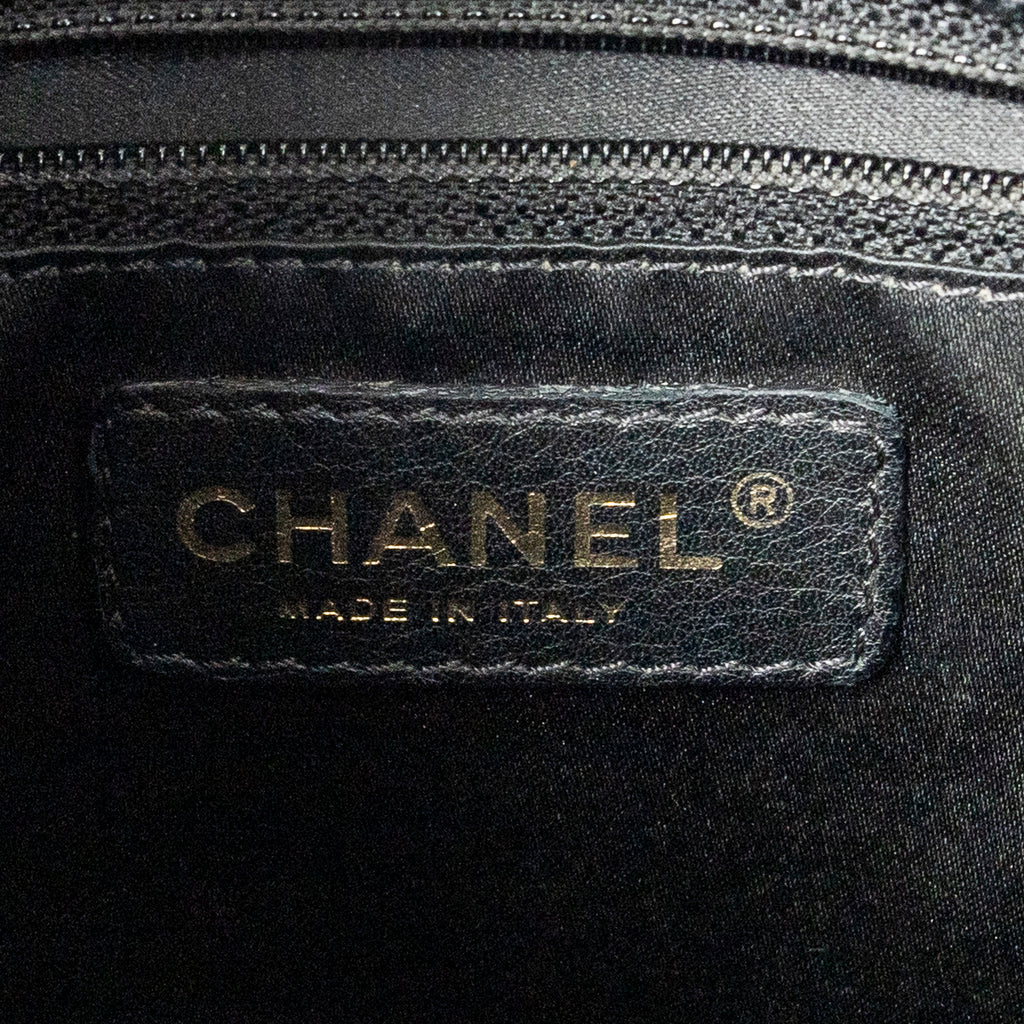 Shoulder Bag Grand Shopping Tote Black Quilted Caviar Leather