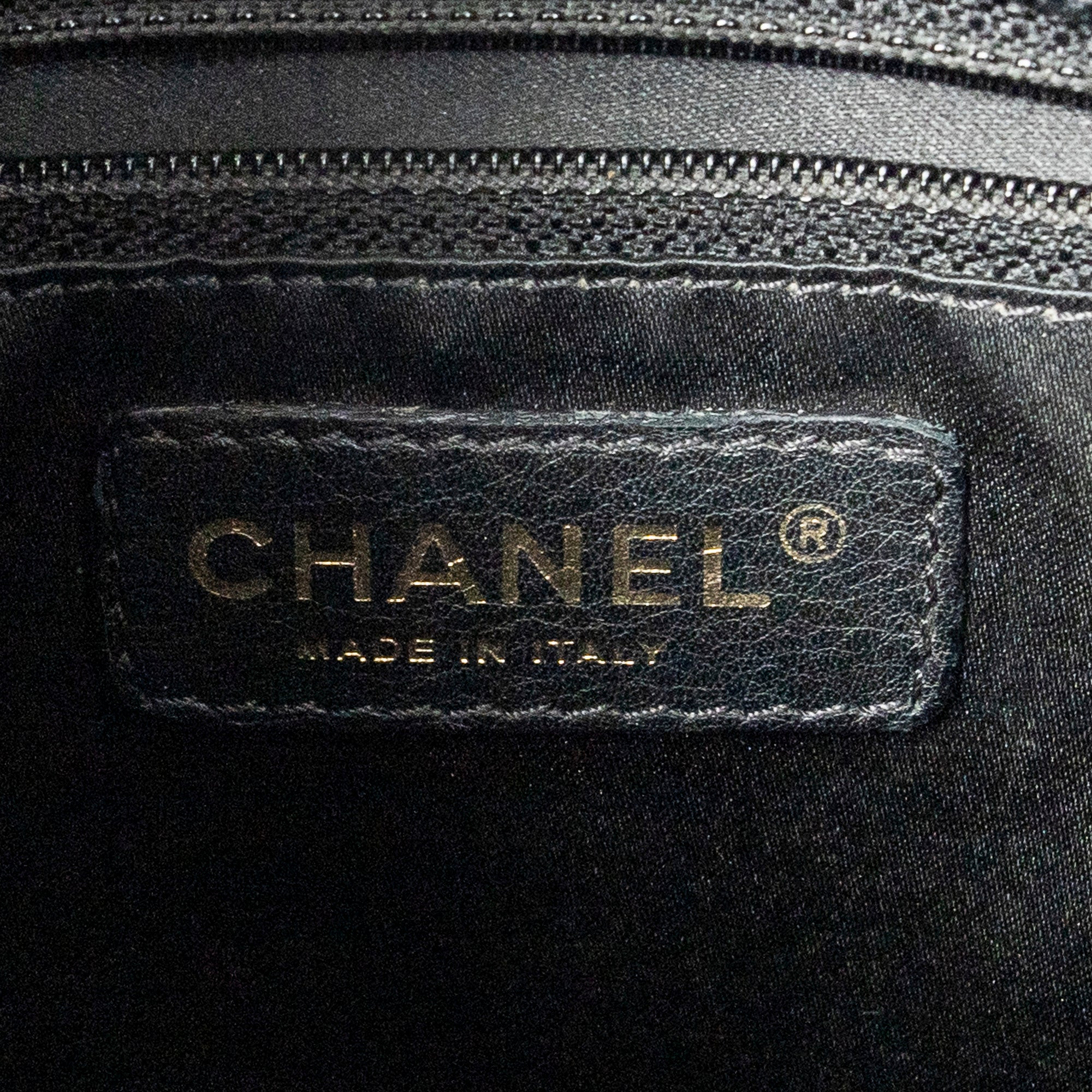 Shoulder Bag Grand Shopping Tote Black Quilted Caviar Leather