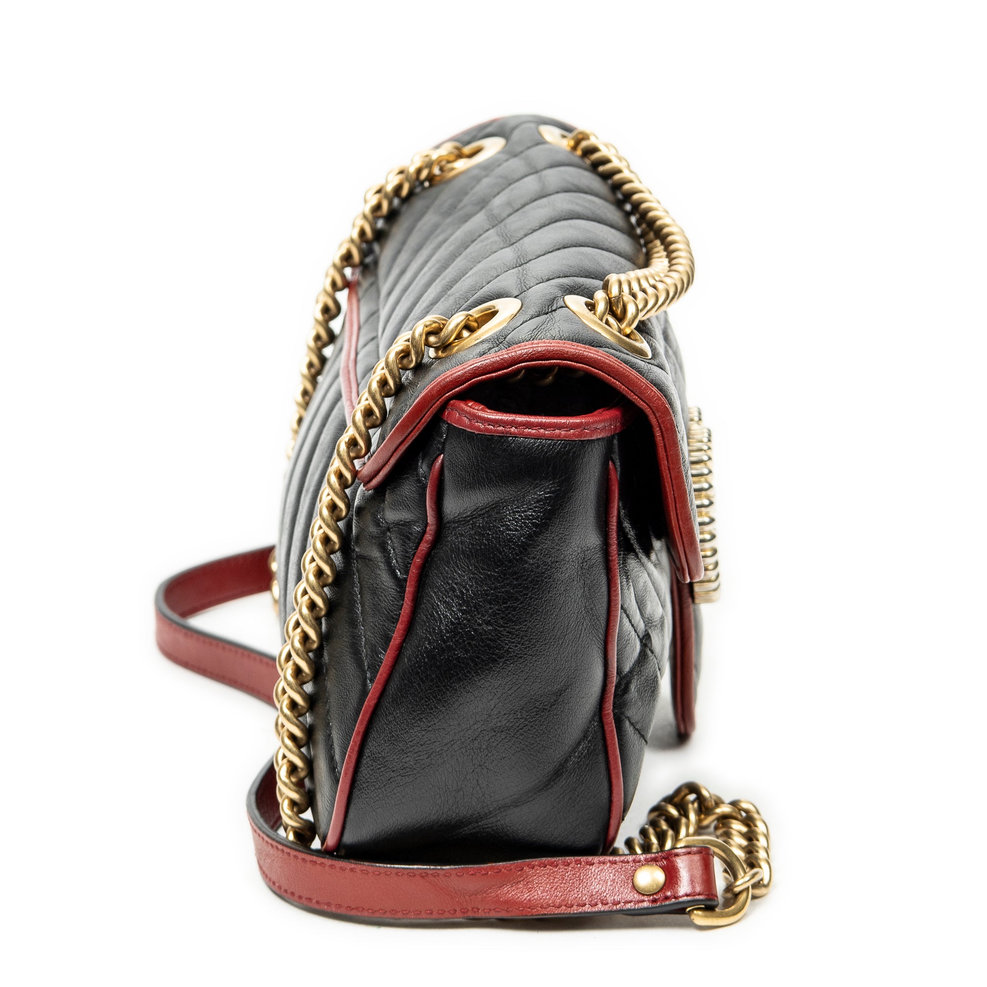 Shoulder Bag Small GG Marmont Flap Black Quilted Calfskin Leather