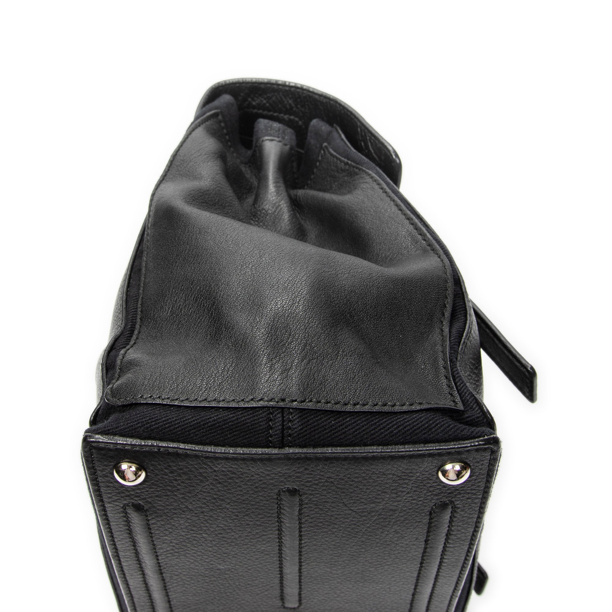 Shoulder Bag Muse Two Black Grained Calfskin Leather