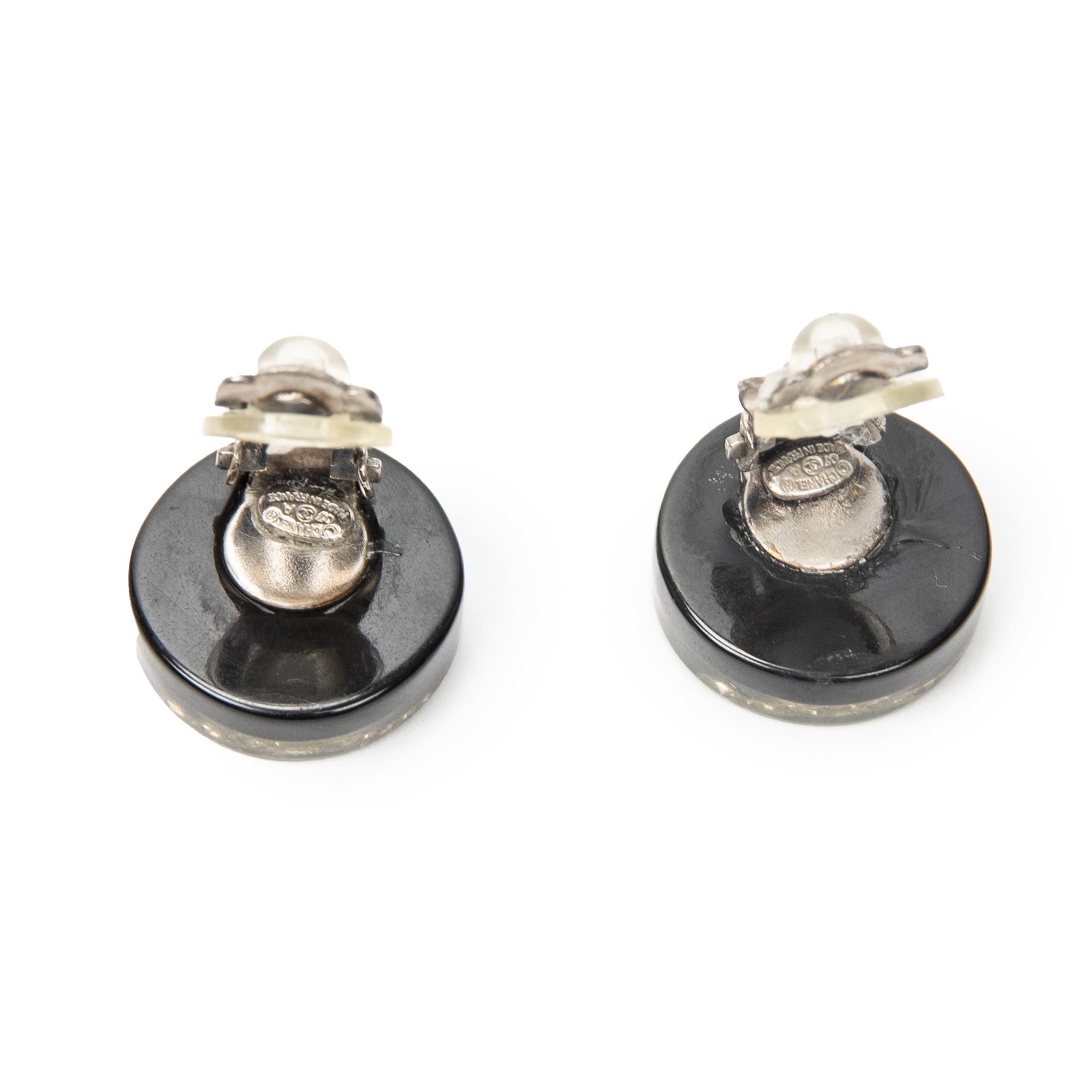 Earrings CC Rhinestone Enamel Clip On Earrings Black Gold Plated
