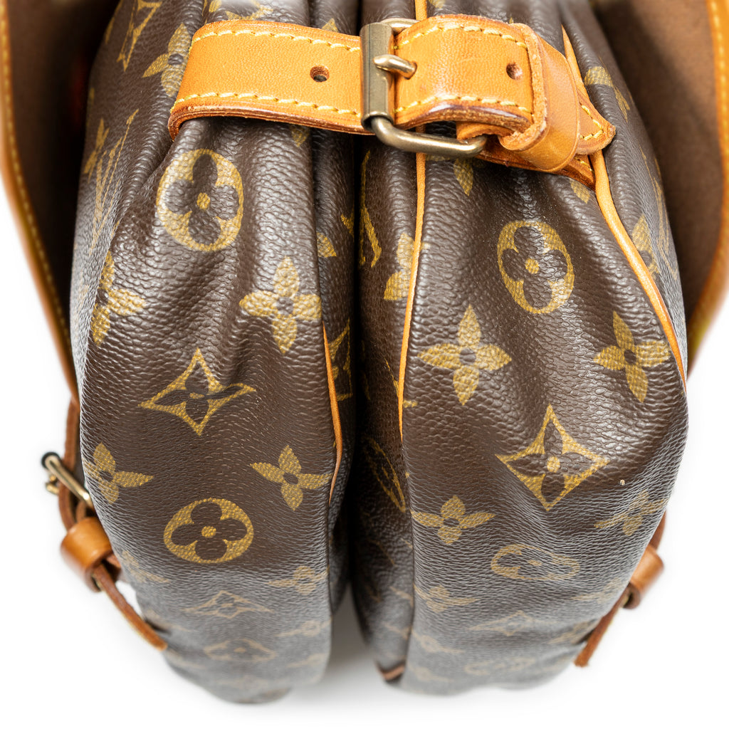 Shoulder Bag Saumur MM Brown Monogram Canvas
