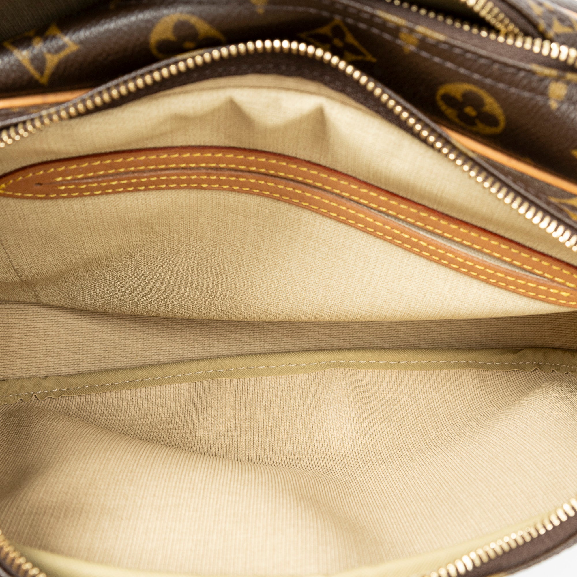 Shoulder Bag Reporter PM Brown Monogram Canvas