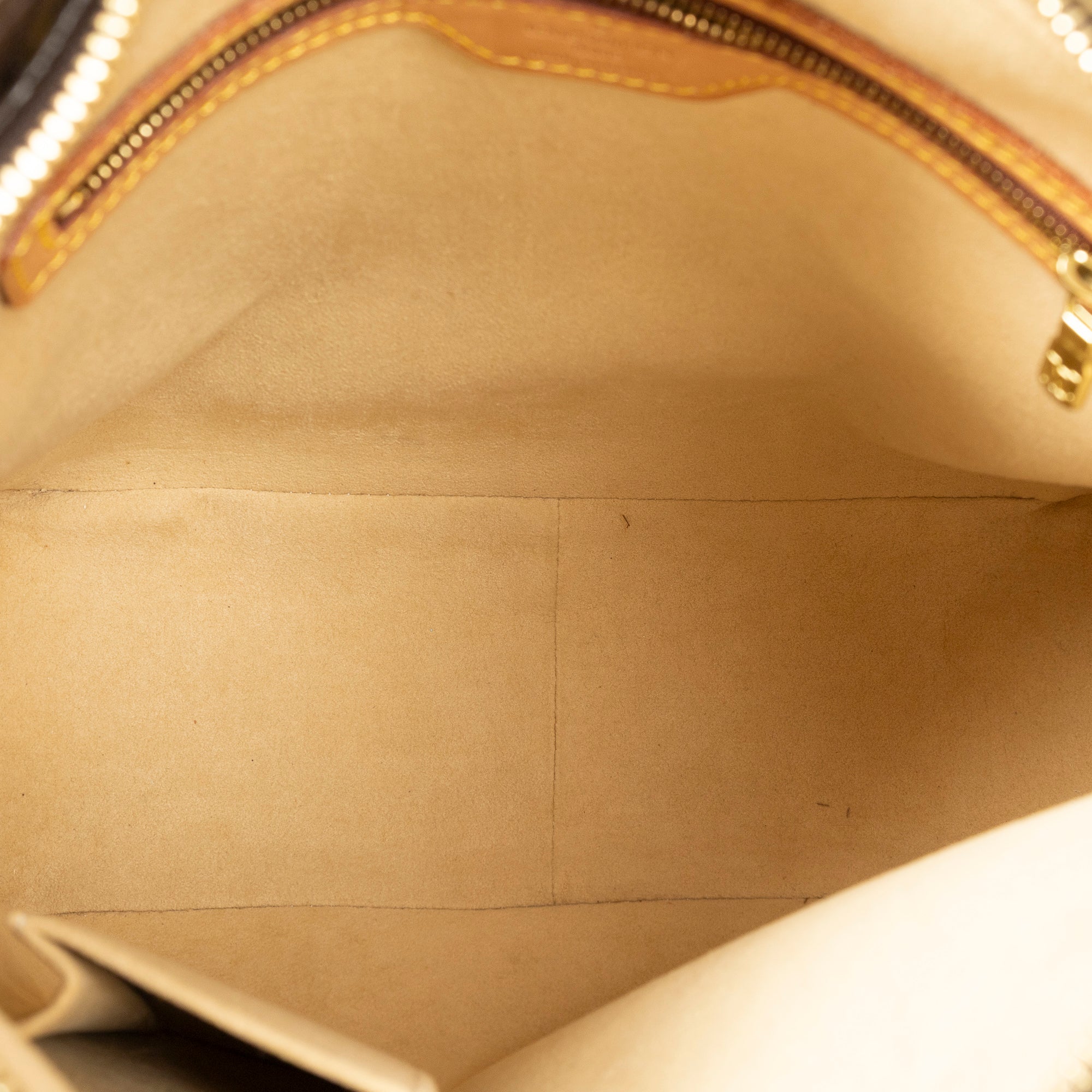 Shoulder Bag Looping GM Brown Monogram Canvas