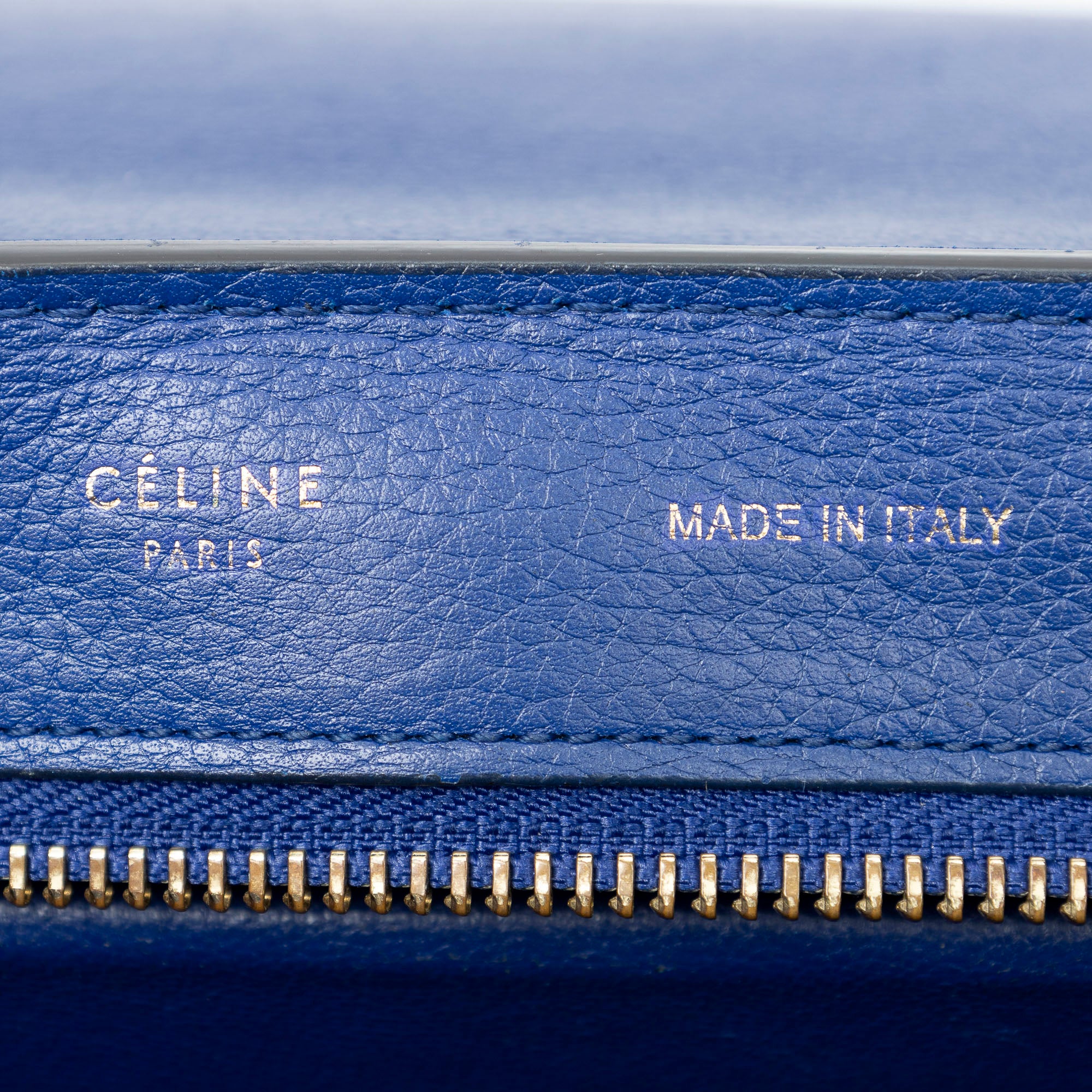 Shoulder Bag Medium Trapeze Blue Grained Calfskin Leather
