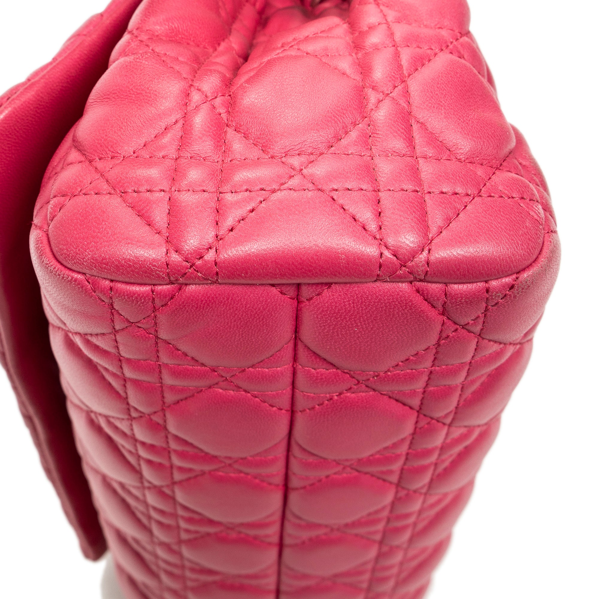Shoulder Bag Cannage Flap Bag Fuchsia Pink Cannage Lambskin Leather