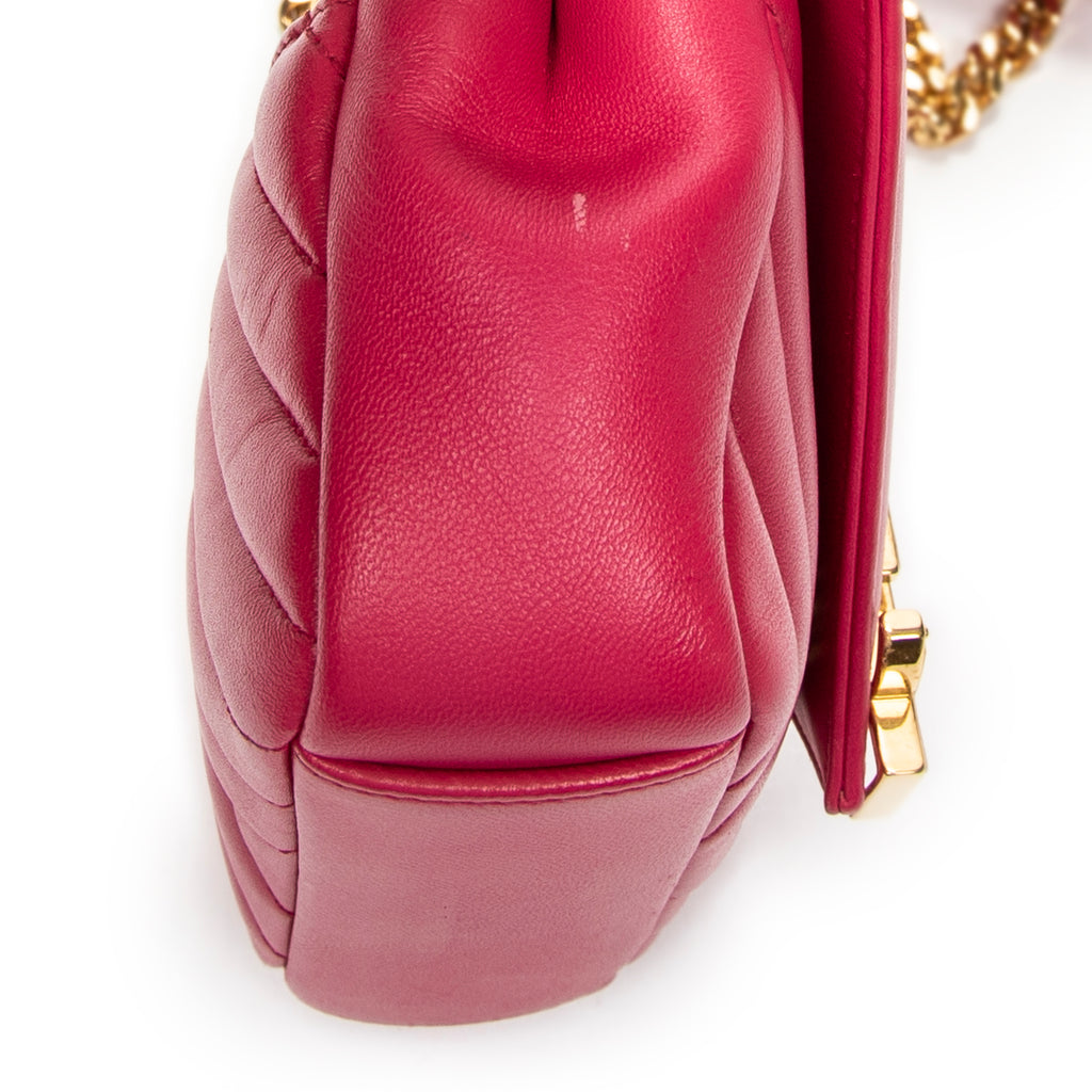 Shoulder Bag Classic Baby Chain Bag Fuchsia Pink Quilted Calfskin Leather