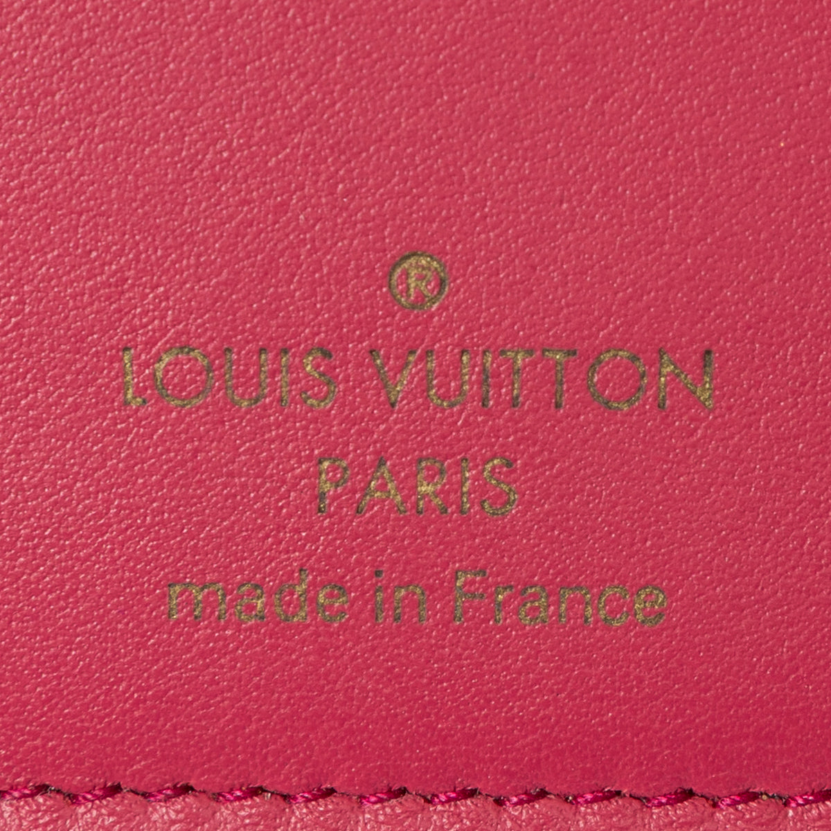 Wallet Capucines Black Taurillon Leather