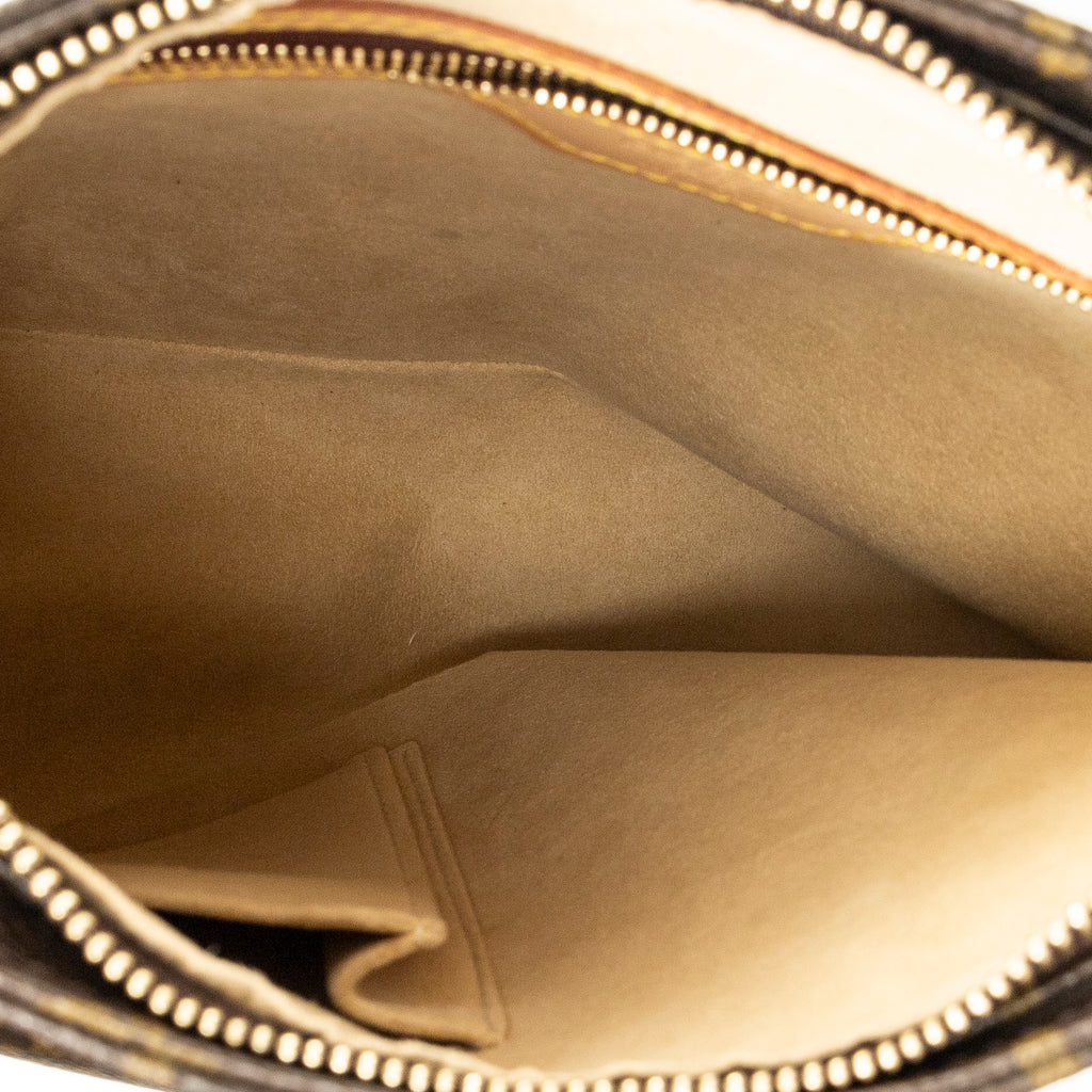 Shoulder Bag Looping MM Brown Monogram Canvas