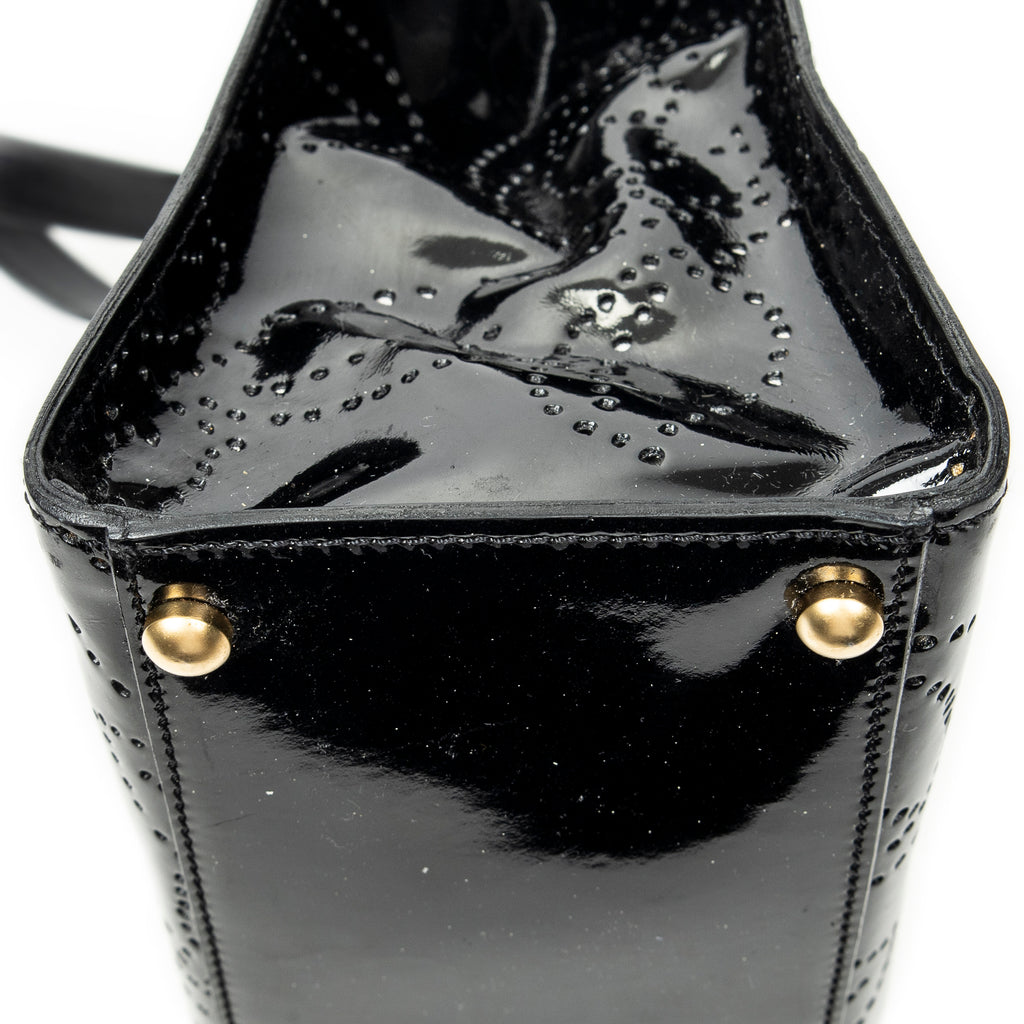 Shoulder Bag CC Perforated Camellia Tote Black Patent Leather