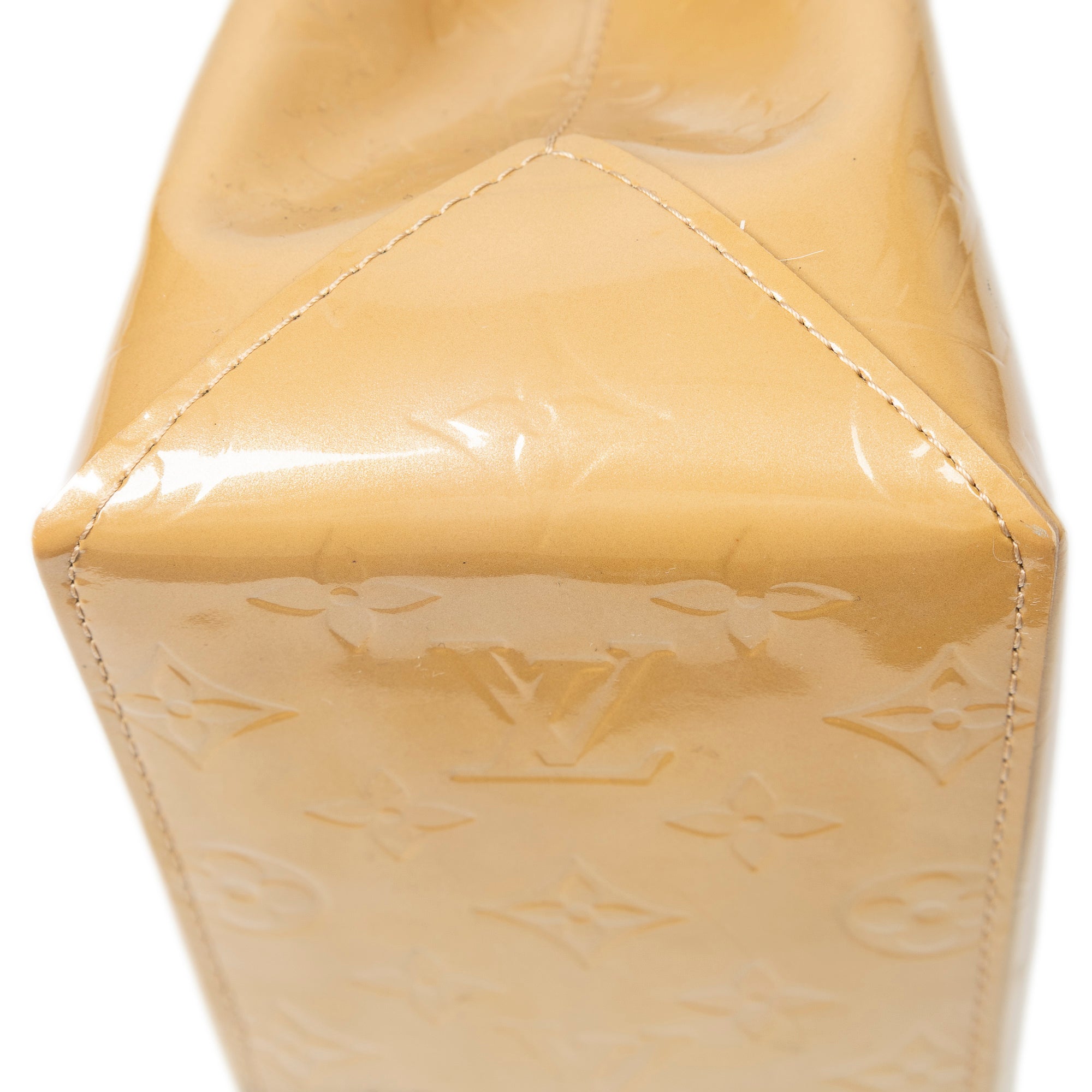 Handbag Reade PM Beige Monogram Vernis