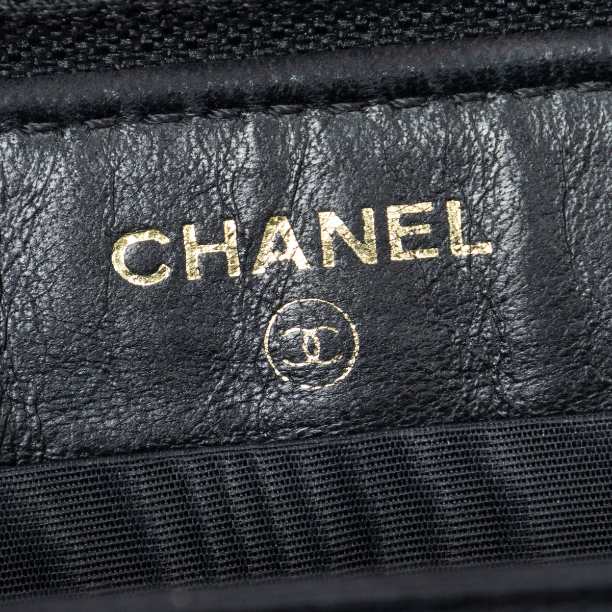 Wallet CC Timeless Zip Around Wallet Black Caviar Leather
