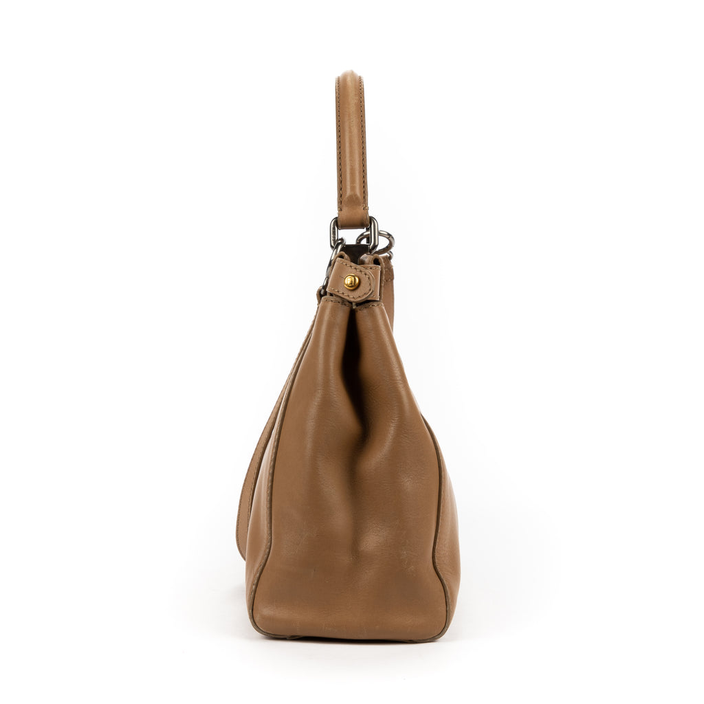 Handbag Peekaboo Beige Calfskin Leather