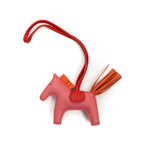 Charm Rodeo de piel de cordero rosa
