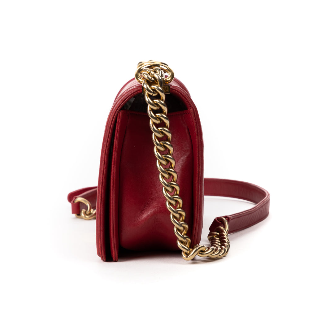 Shoulder Bag Medium Boy Framboise Lambskin Quilted Leather