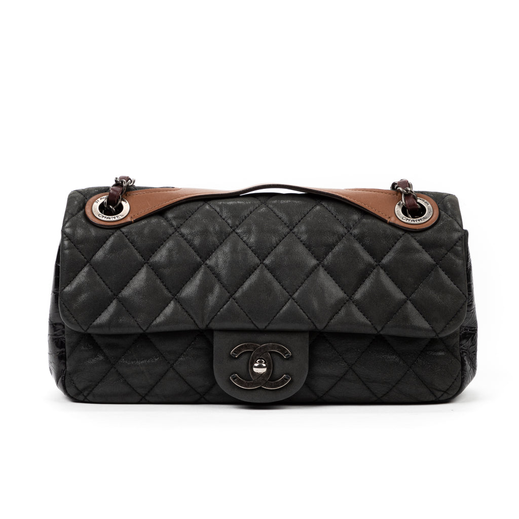 Shoulder Bag Vintage Flap 26 Grey Calfskin Quilted Leather