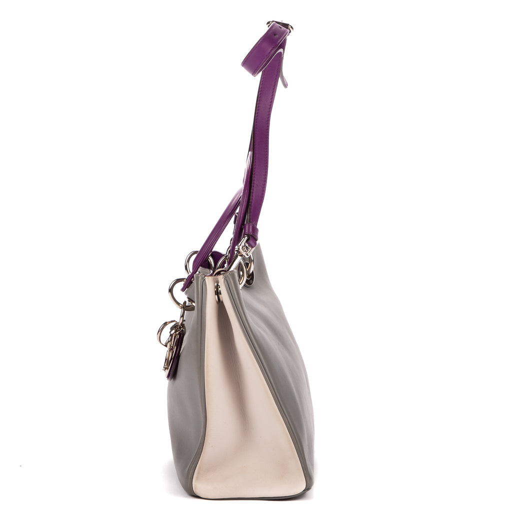 Handbag Large Lady Large Grey Cannaged Calfskin Leather