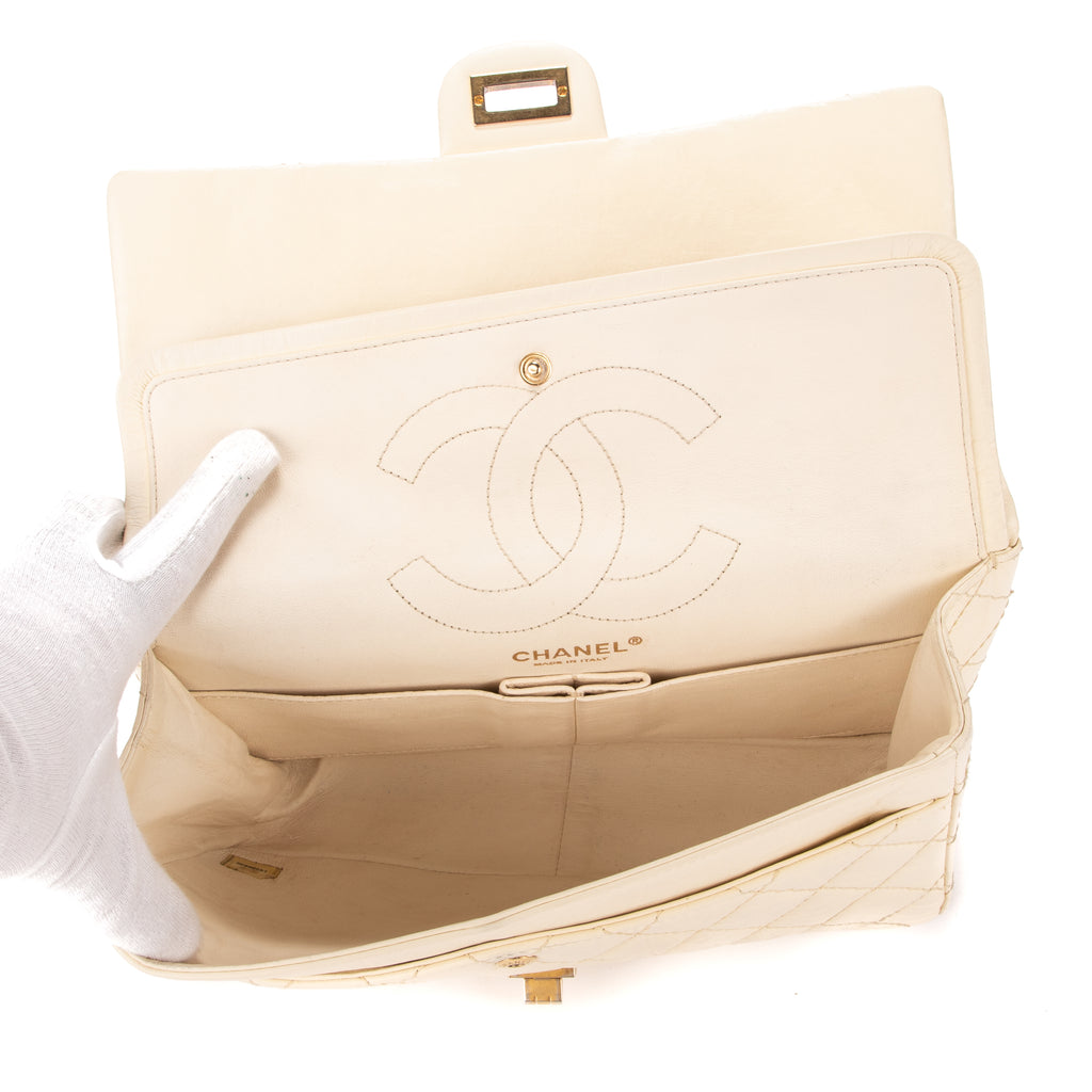 Shoulder Bag Medium Reissue 2.55 double flap 266 Medium Beige Aged Calfskin Leather