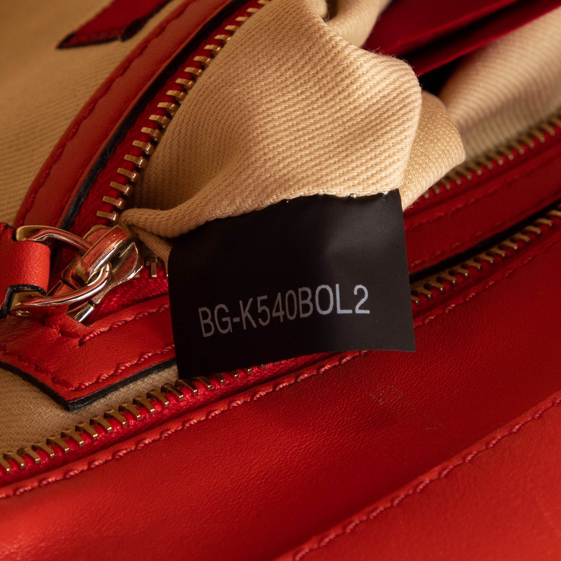 Shoulder Bag Glam Lock Salmon Calfskin Leather