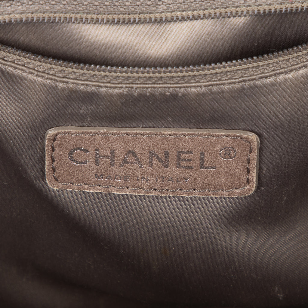 Shoulder Bag Classic 2.55 Perforated metalic Double Flap Gold Metalic Perforated Calfskin Leather
