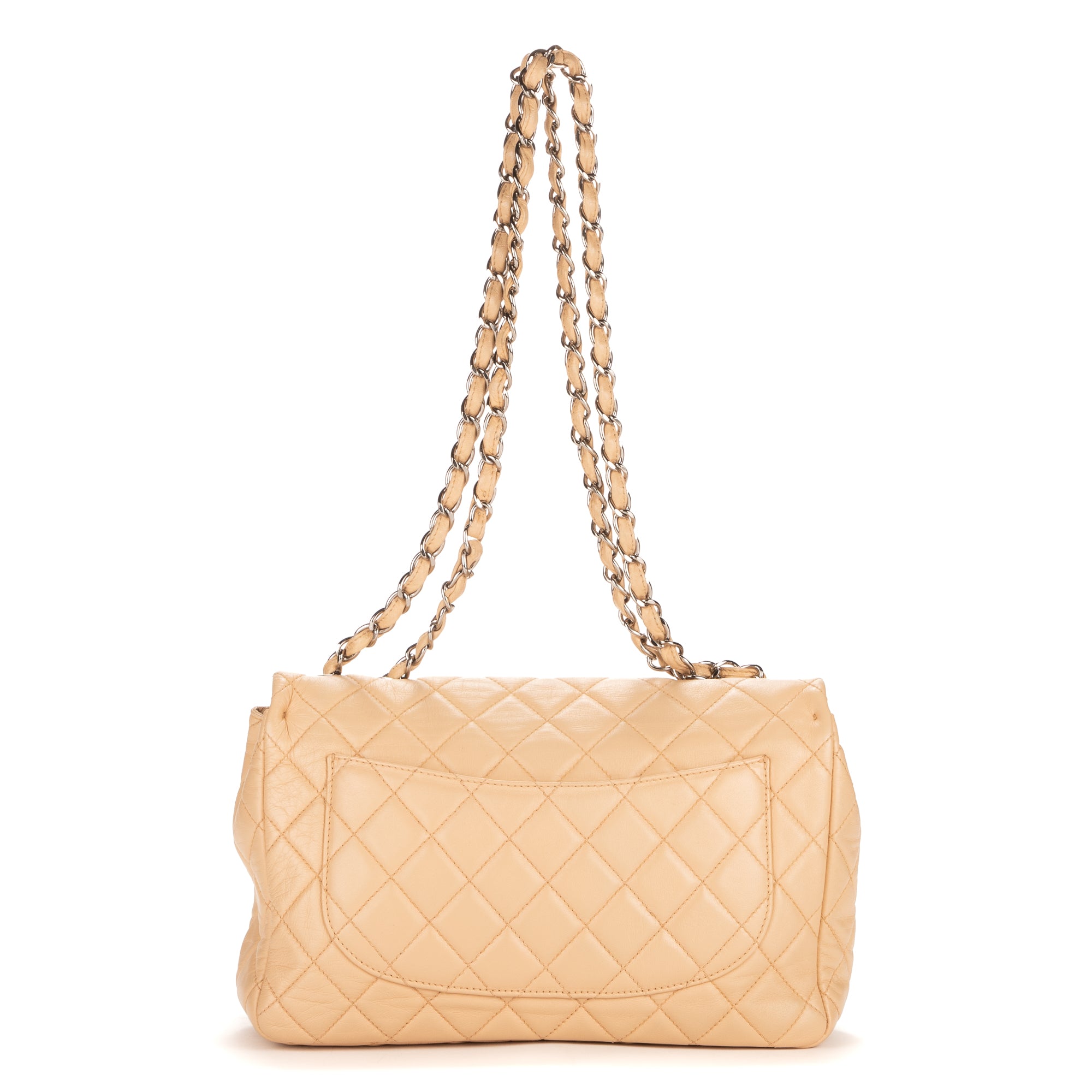 Bolso de hombro atemporal con solapa Jumbo de piel de becerro beige