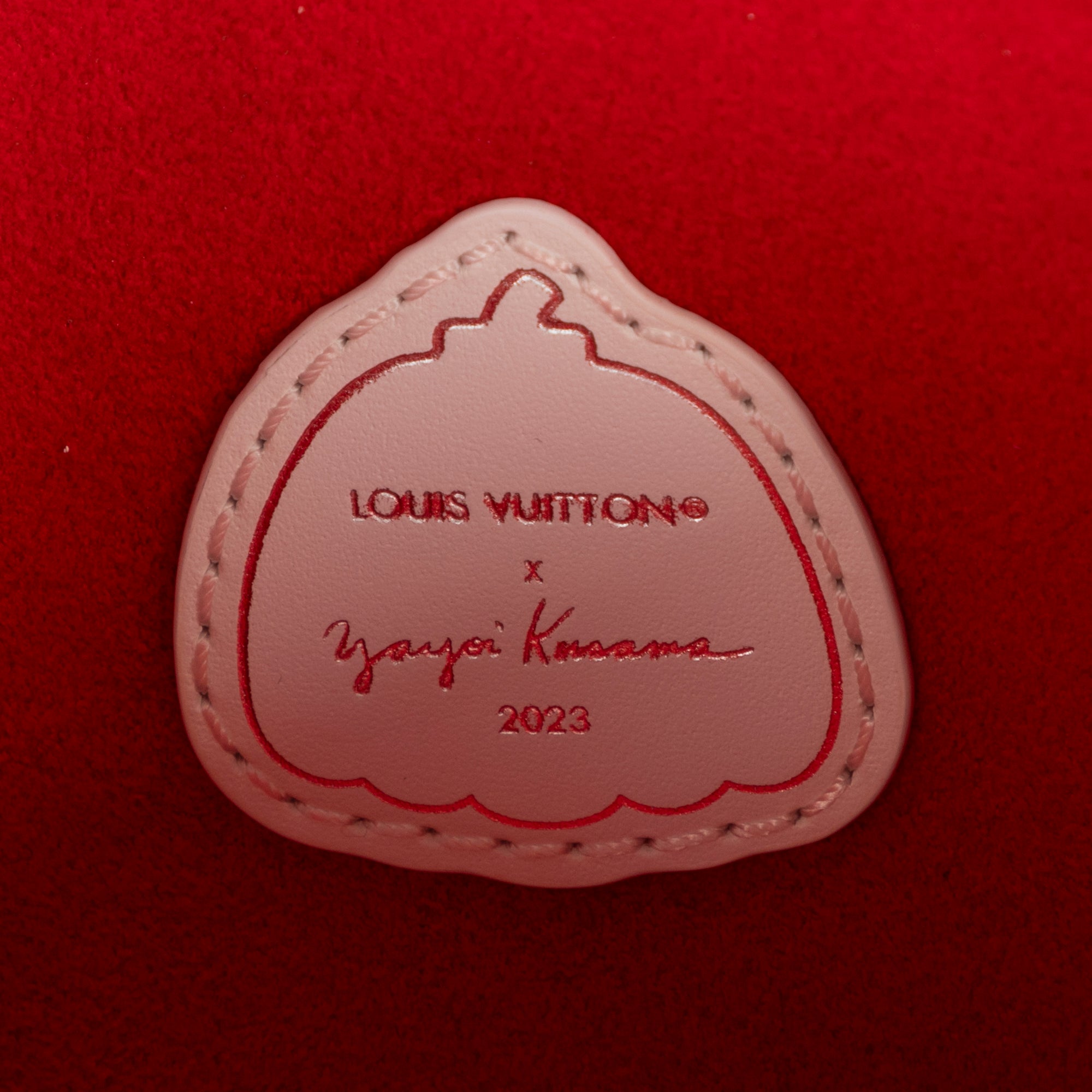 Bolsa Ed. Limitada Yayoi Kusama Lunares Infinitos Neverfull Pouch Monogram Empreinte Lunares Infinitos Blanca