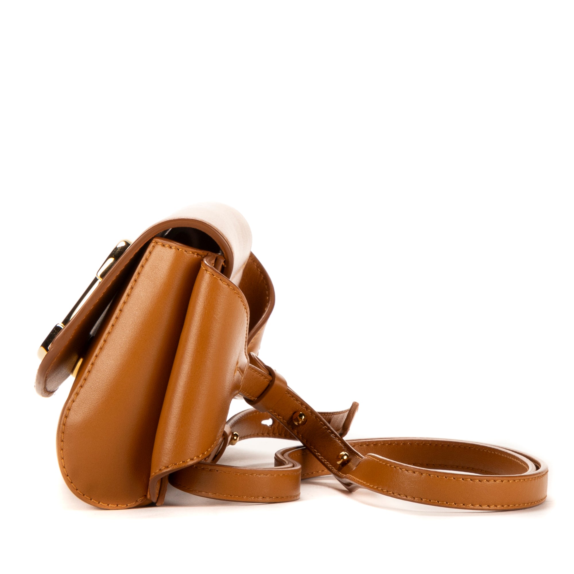 Riñonera C Belt de piel de becerro color camel