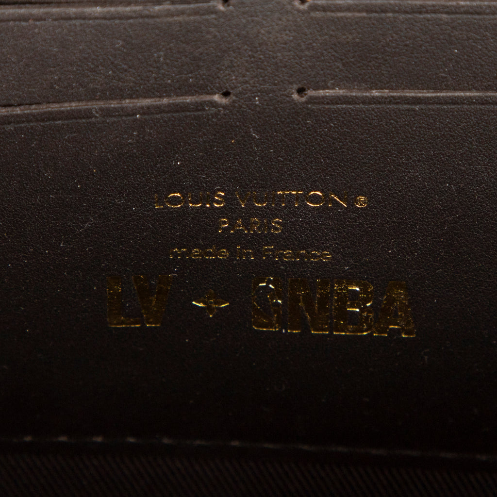 Shoulder Bag Ltd. Ed. NBA Soft Trunk Brown Ball Grain Leather