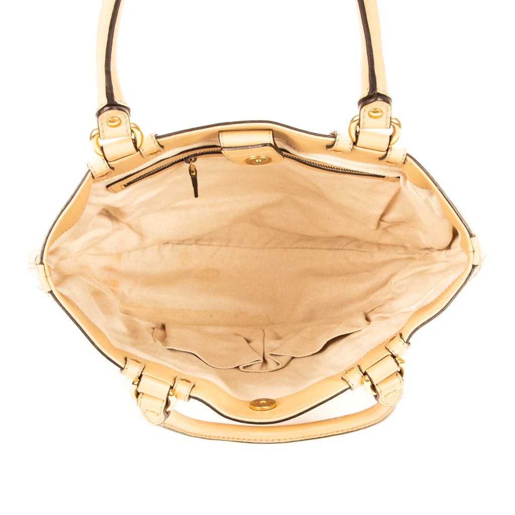 Shoulder Bag Guccissima Scarlett Stud Beige Guccissima calfskin leather