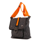 Bolso de hombro Trotter Messenger con solapa de lona oblicua azul marino