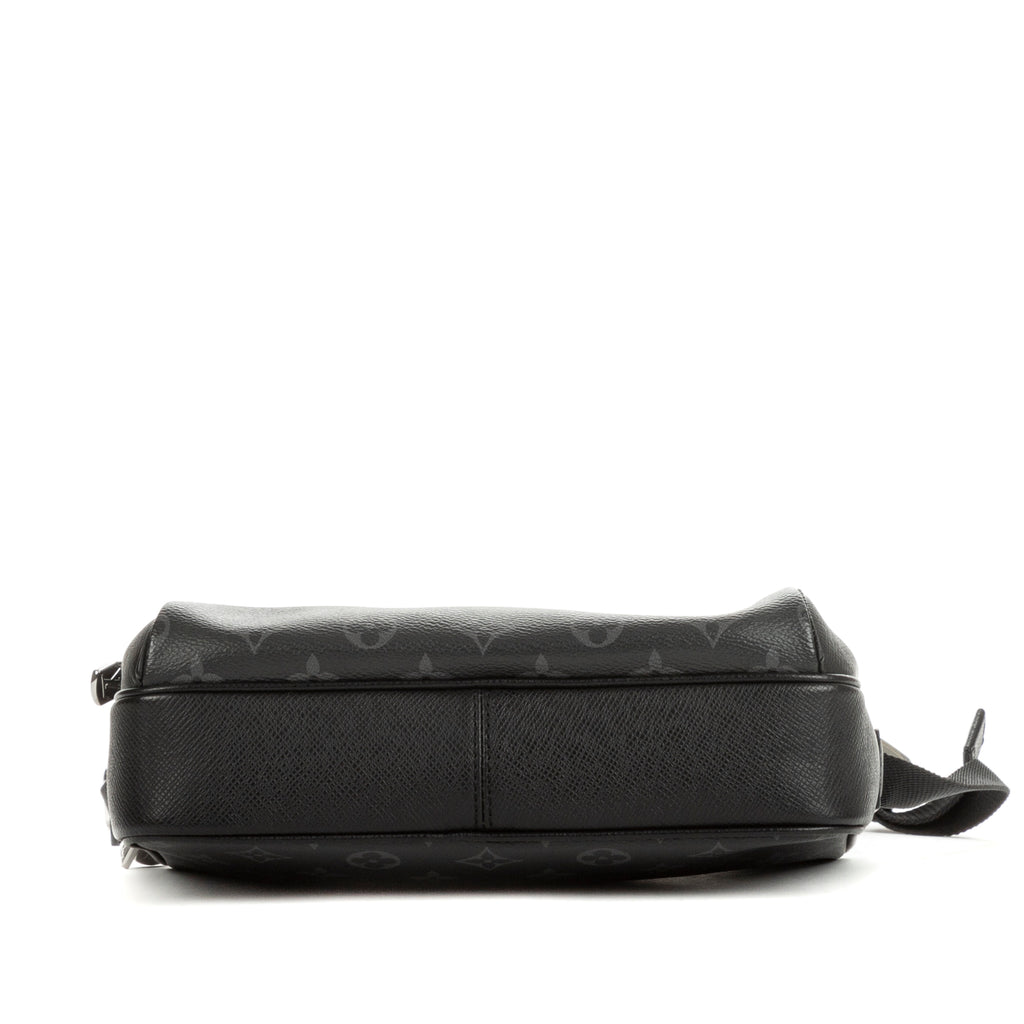 Shoulder Bag Taigarama Graphite Monogram Eclipse/Taiga leather