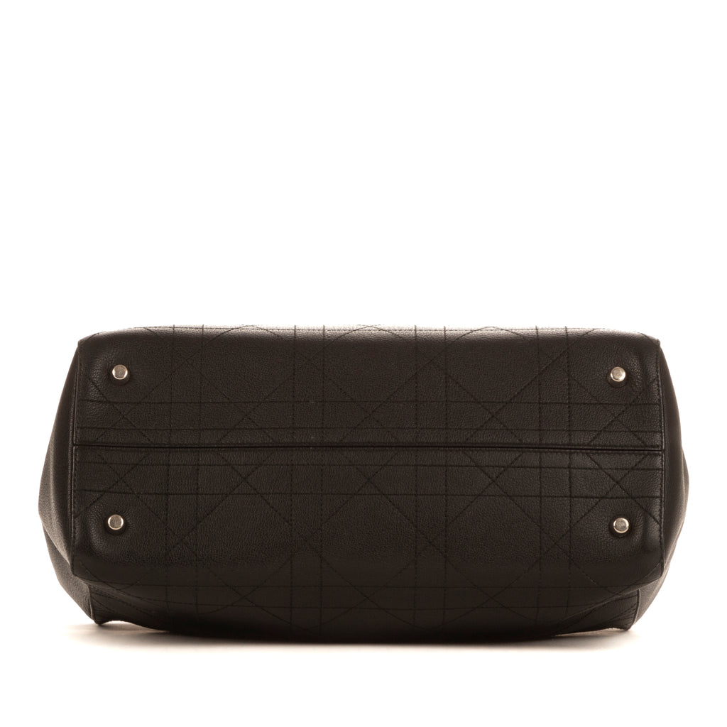 Sac bandoulière Ultradior cuir de veau Cannage noir
