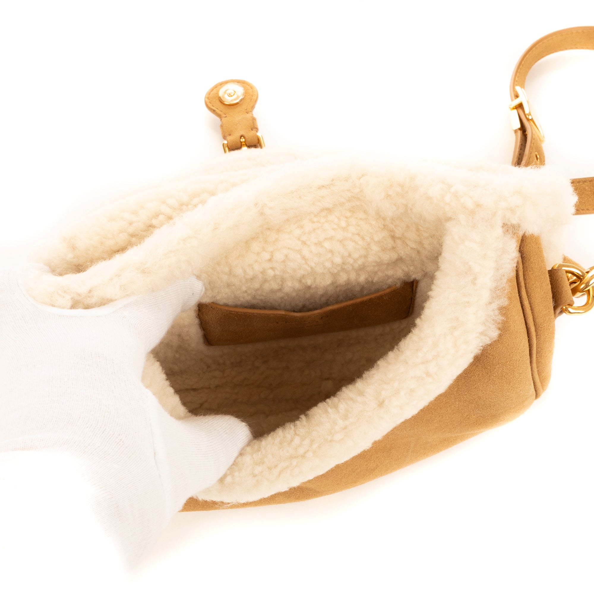 Bolso de hombro Bobby de gamuza color camel