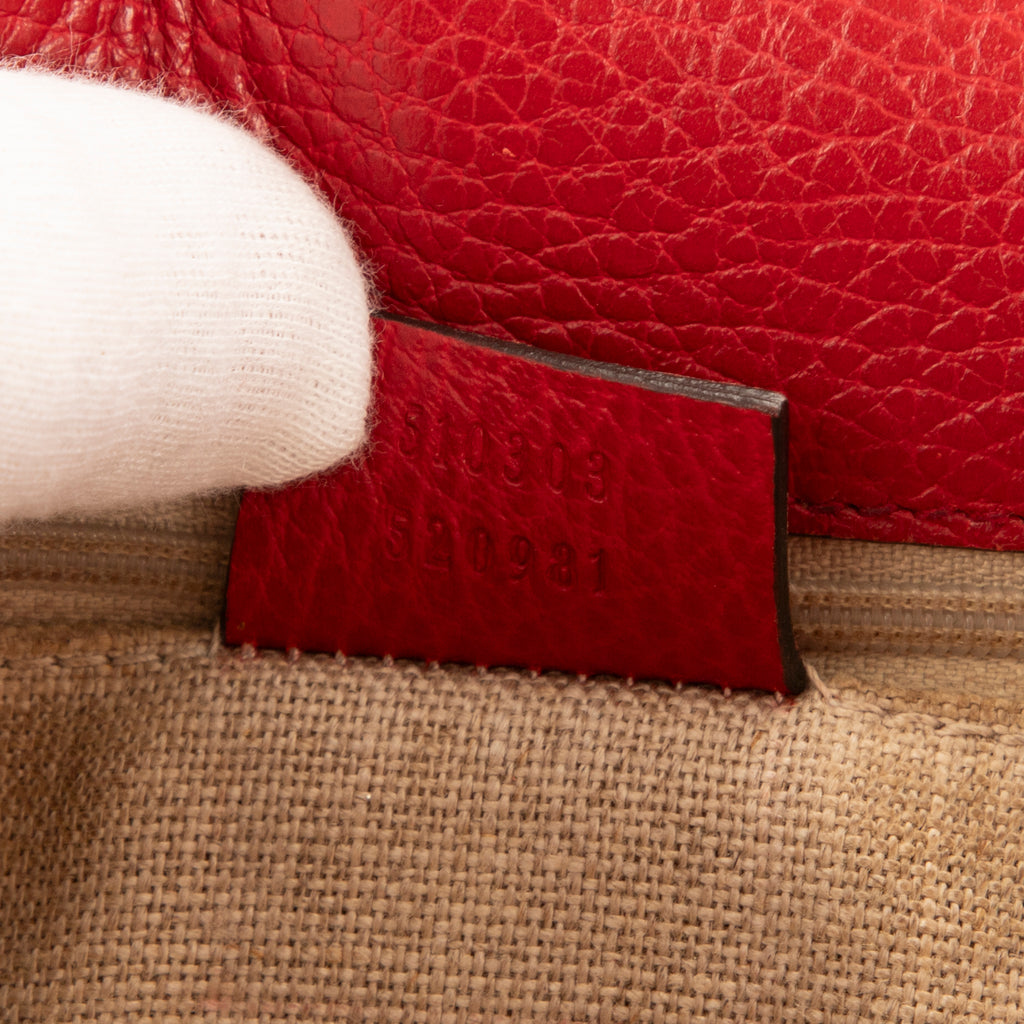 Shoulder Bag G Interlocking Red Calfskin leather