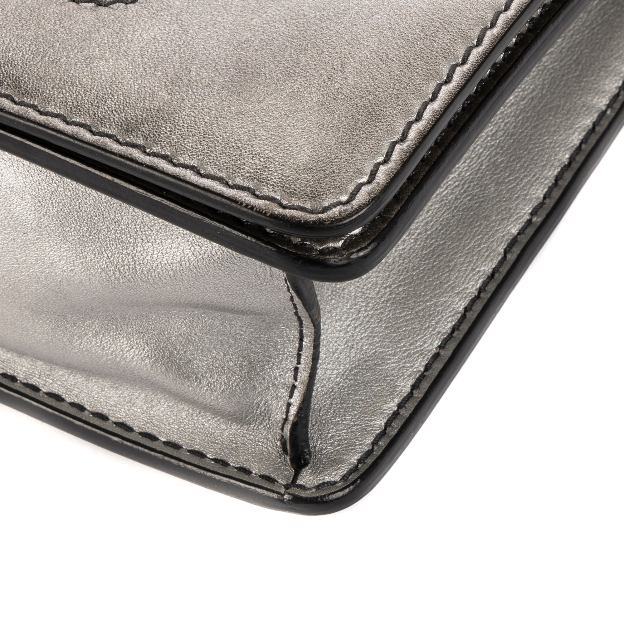 Bolso de hombro Jadior Mediano Piel de becerro metálica plateada