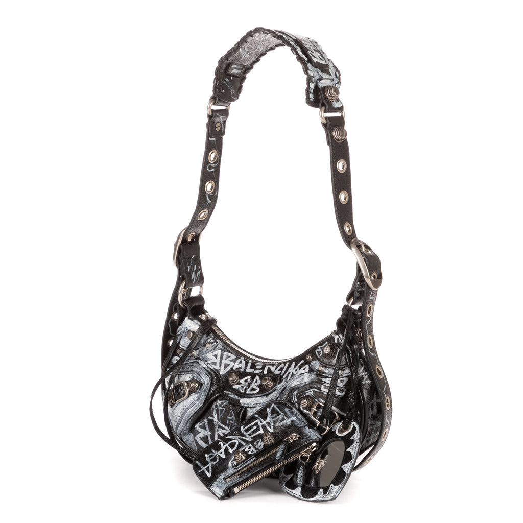 Bolso de hombro XS Le Cagole de piel de becerro negra con grafiti