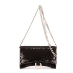 Sac porté épaule Hourglass Wallet on Chain sequins noir