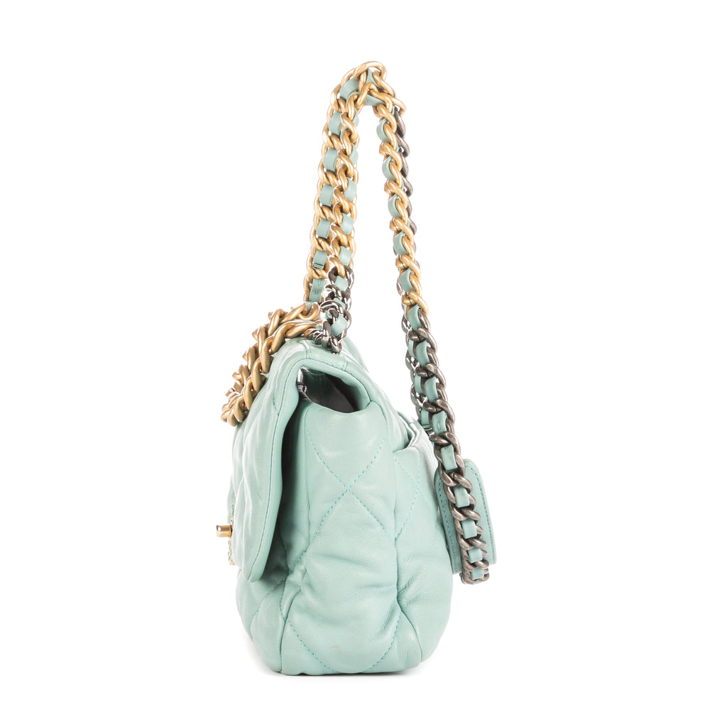 Bolso de Hombro Classic 19 Flap Azul Petróleo Piel de Cordero Grande Acolchada