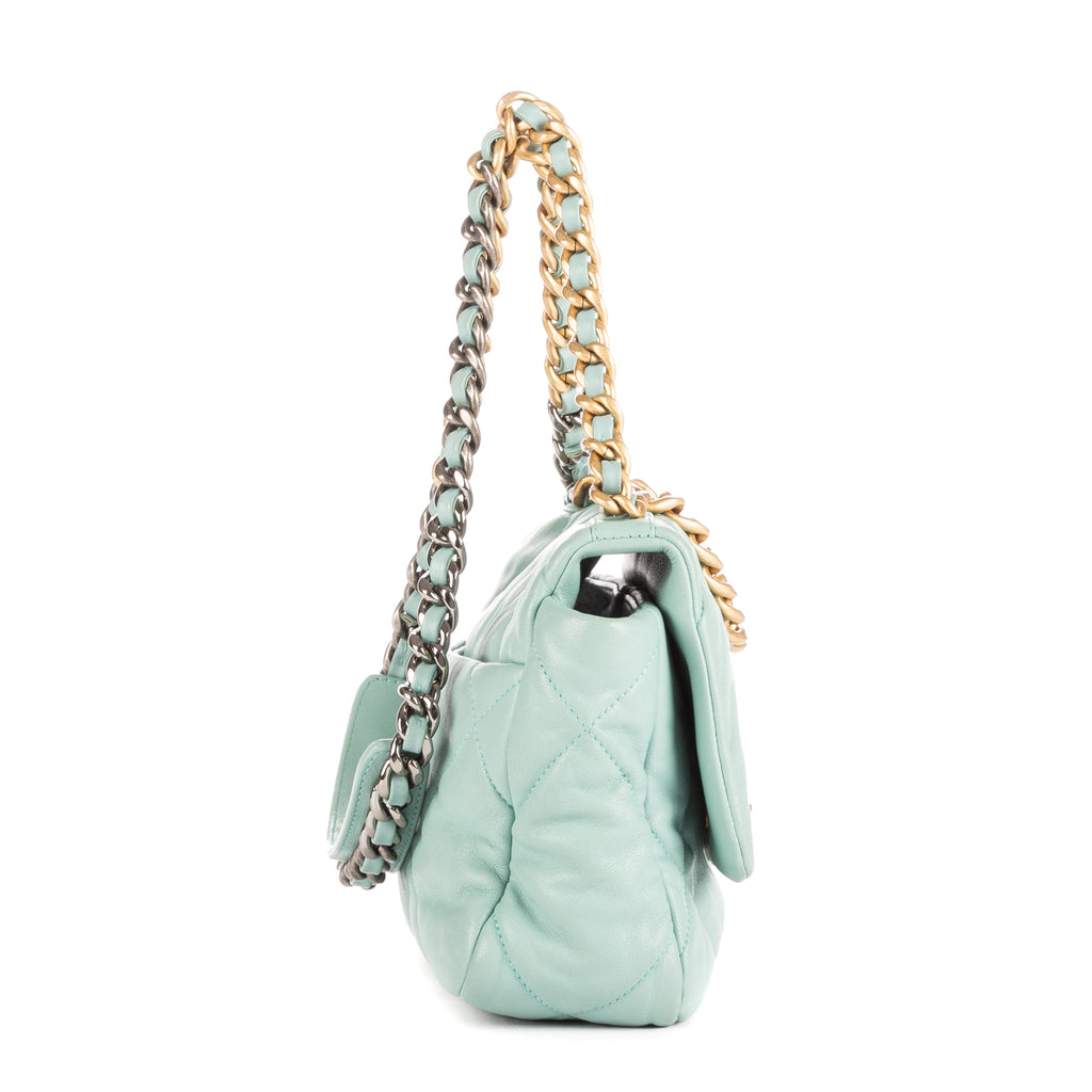 Bolso de Hombro Classic 19 Flap Azul Petróleo Piel de Cordero Grande Acolchada