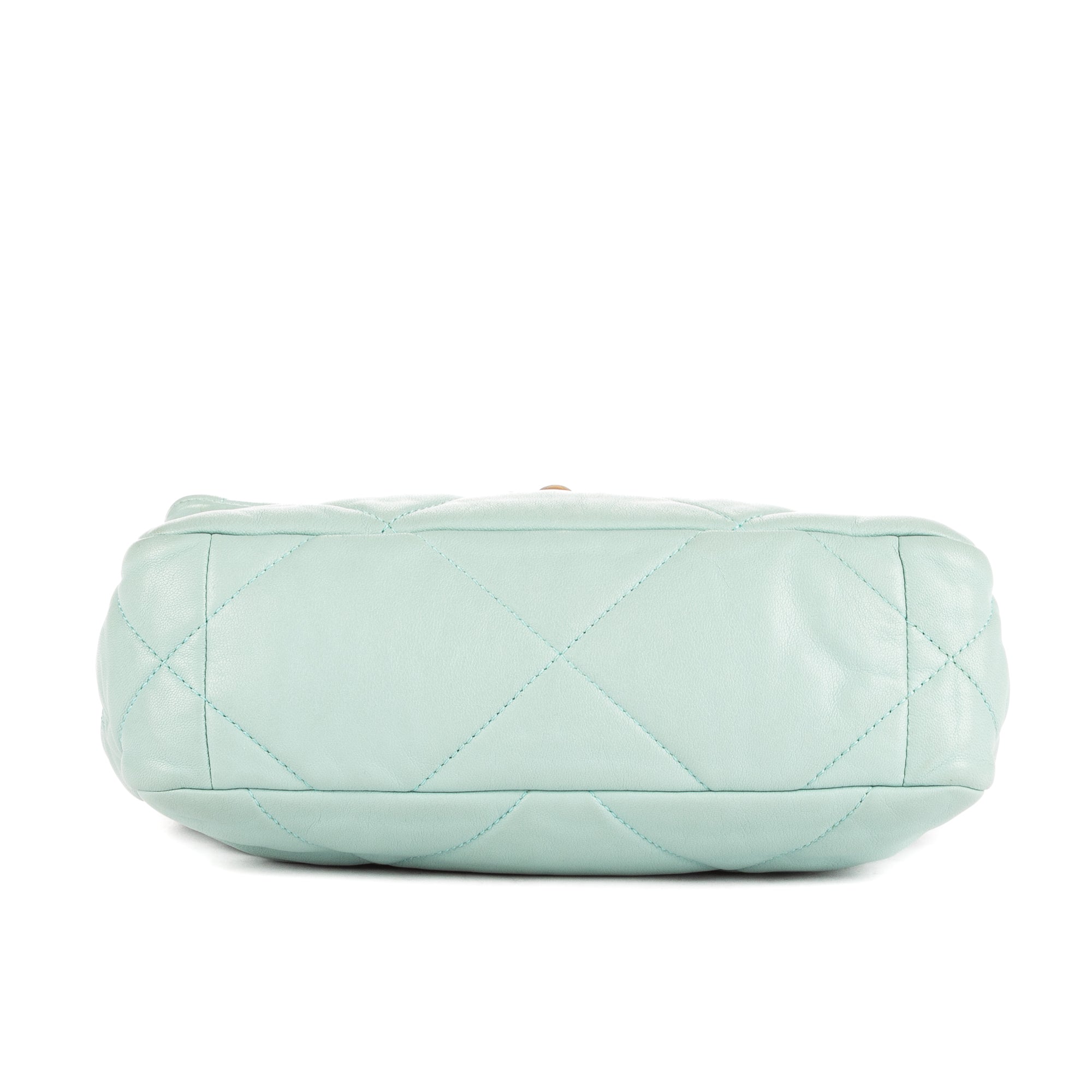 Bolso de Hombro Classic 19 Flap Azul Petróleo Piel de Cordero Grande Acolchada