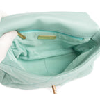 Bolso de Hombro Classic 19 Flap Azul Petróleo Piel de Cordero Grande Acolchada