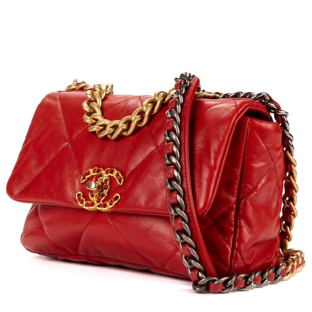 Handbag Classic 19 Flap Red Calfskin Quilted Leather
