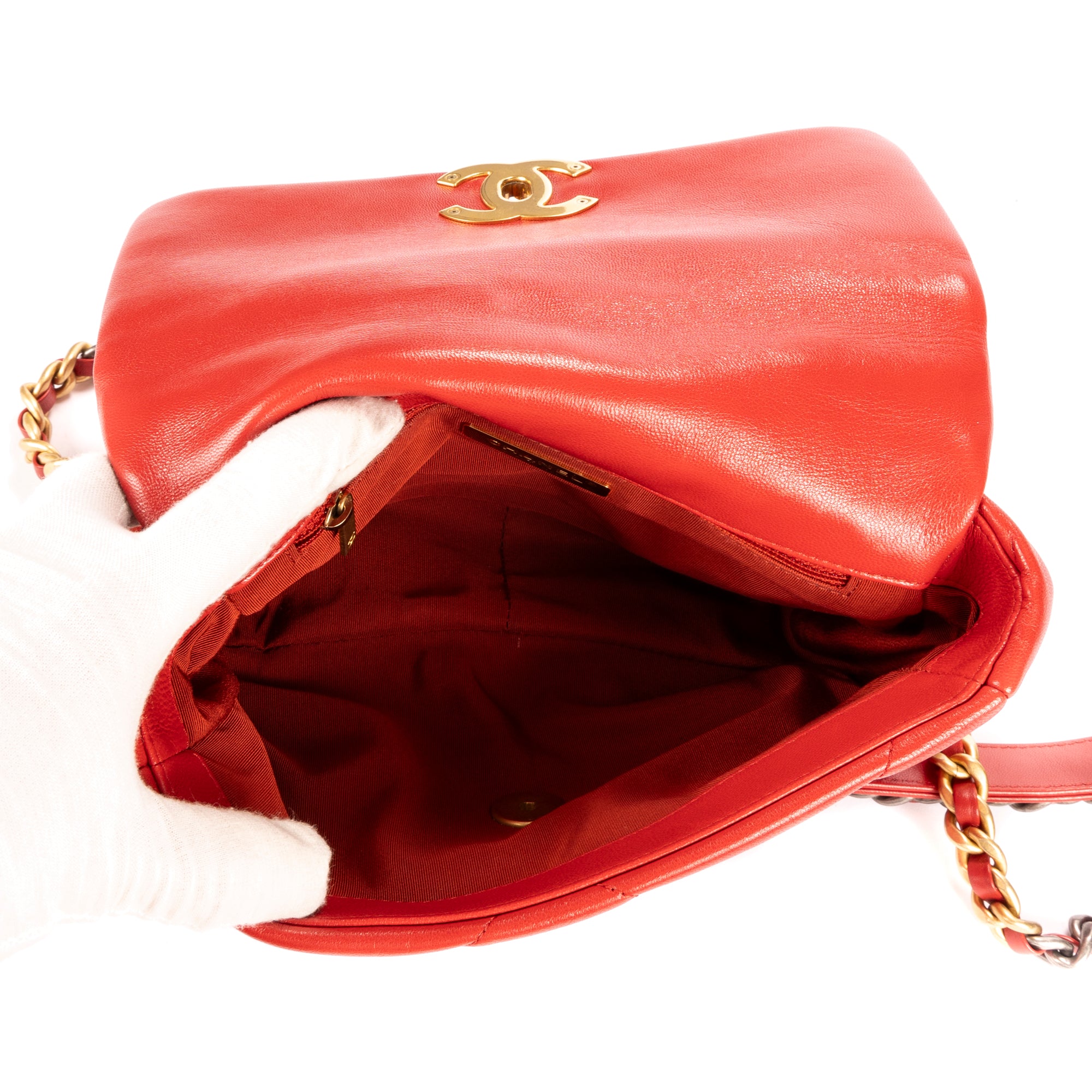Handbag Classic 19 Flap Red Calfskin Quilted Leather