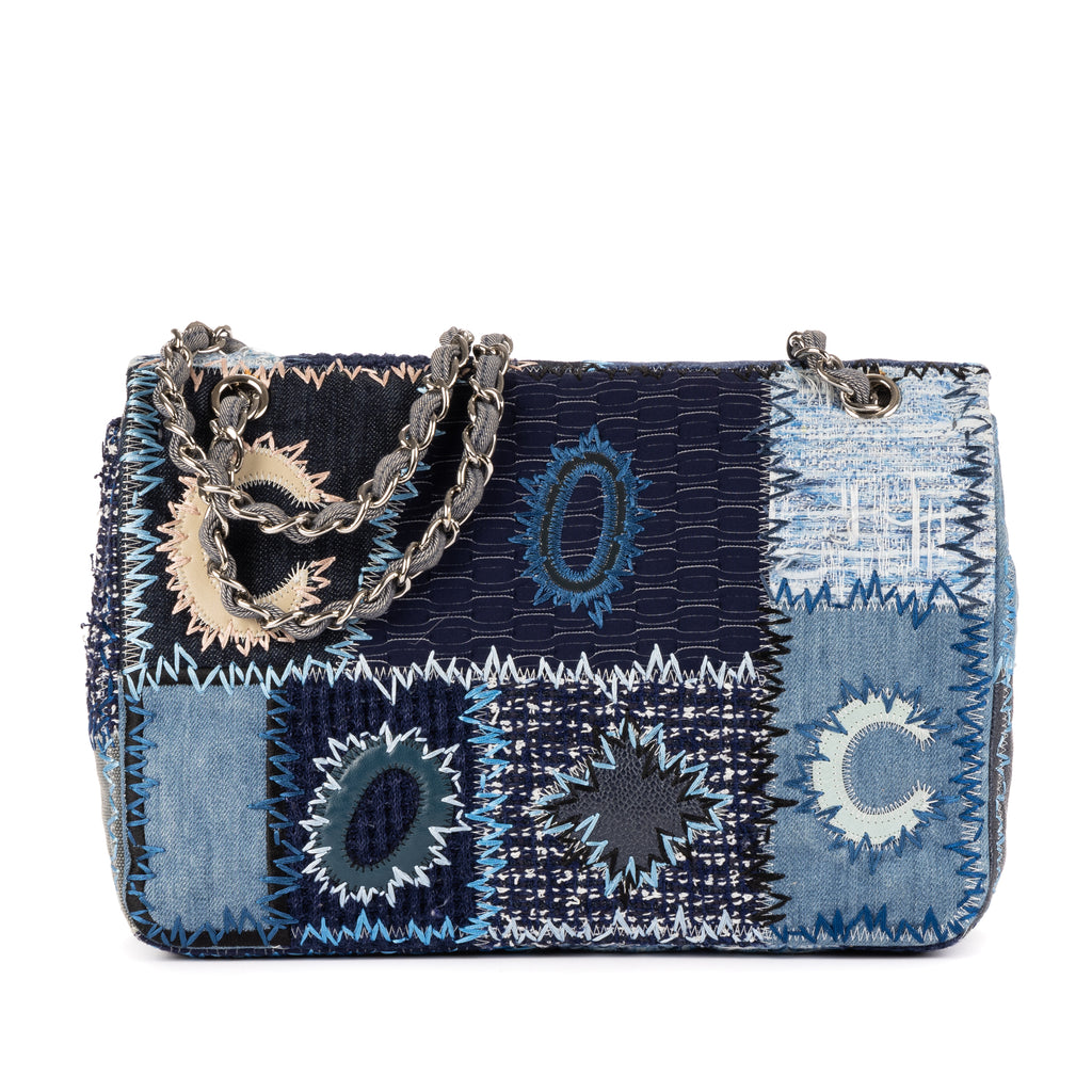 Chanel - Édition Limitée Grand Sac Classique à Rabat Patchwork - Bleu Denim